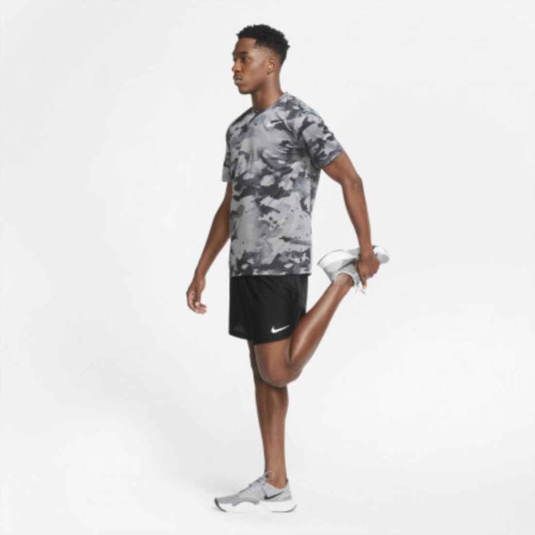 Nike Спортивная футболка для мужчин Nike Dri-FIT