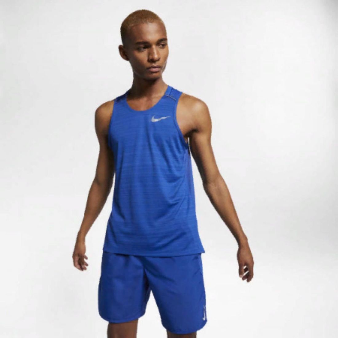 Nike Удобная мужская футболка Nike Dri-FIT Miler