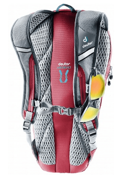 Deuter Стильный рюкзак Deuter Road One 5