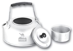 Туристический чайник с ситом для заварки Tramp 0.9