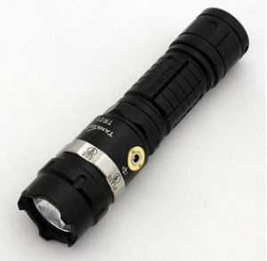 Мощный компактный фонарь Tank007 TR01