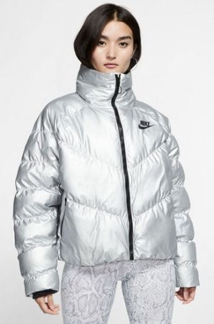 Зимняя куртка Nike W NSW SYN Fill JKT STMT Shine