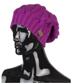 Стильная вязаная шапка Chaos Glamour