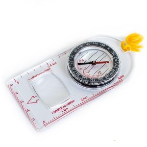 Необходимый компас планшетный с лупой Tramp Lite