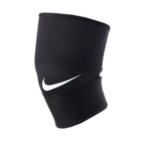 Защита на колено Nike Closed-Patella Knee Sleeve 2.0