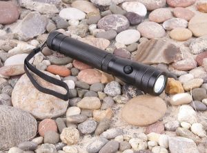 Фонарь стандарт Tramp Discoverer 3