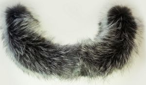 Натуральная пушка из меха Laplanger