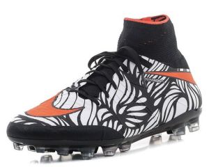 Nike - Яркие бутсы Hypervenom Phantom II NJR AG-R