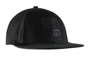 Модная бейсболка Craft District