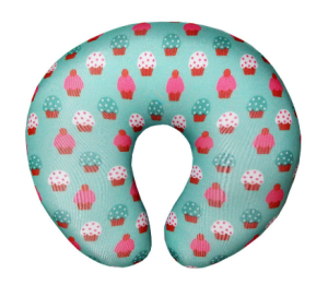 Дорожная антистрессовая подушка для шеи Вкусняшки Штучки, к которым тянутся ручки 