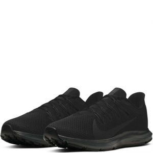 Стильные кроссовки Nike Quest 2