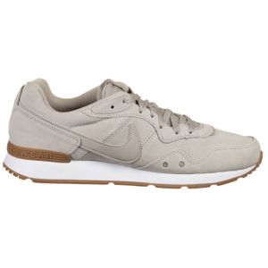 Удобные кроссовки Nike Venture Runner Suede