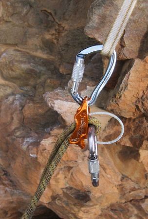 Petzl Страховочное устройство для альпинизма Petzl Reverso