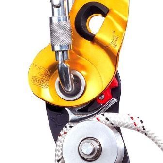 Petzl Блок-ролик с зажимом Petzl Pro Traxion