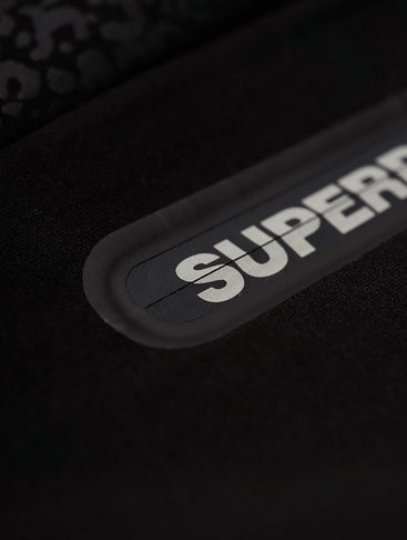 SuperDry Sport & Snow Облегающие женские тайтсы Superdry Core Gym Tech Splice Jogger