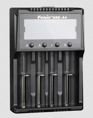 Fenix Компактное зарядное устройство Fenix ARE-A4