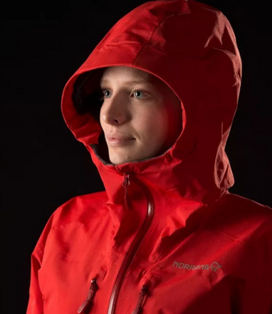 Norrona Мембранная куртка для женщин Norrona Trollveggen Gore-Tex Light Pro