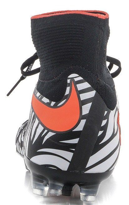 Nike Nike - Яркие бутсы Hypervenom Phantom II NJR AG-R