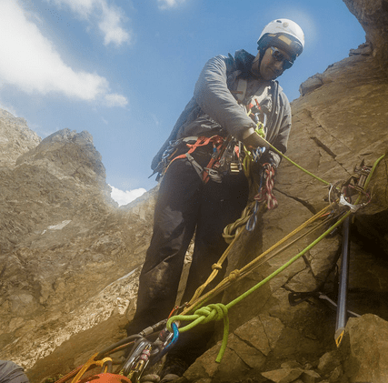 Petzl Сверхлегкая страховочная система Petzl Altitude