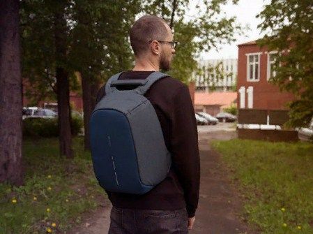 XD Design Удобный городской рюкзак XD Design Bobby Compact P705 10