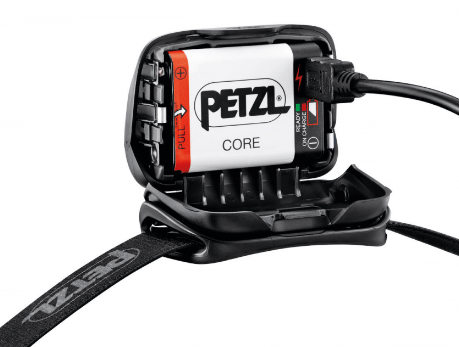 Petzl Яркий перезаряжаемый фонарь Petzl Tactikka Core New