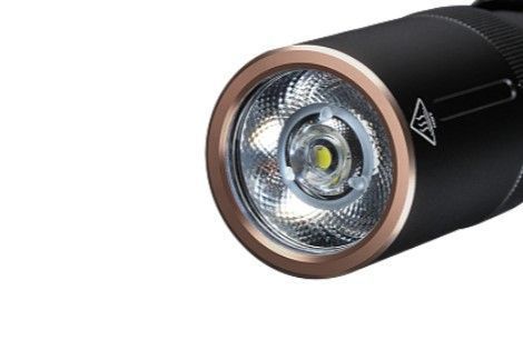 Fenix Удобный фонарь Fenix E20V2.0 Cree SST20 Led