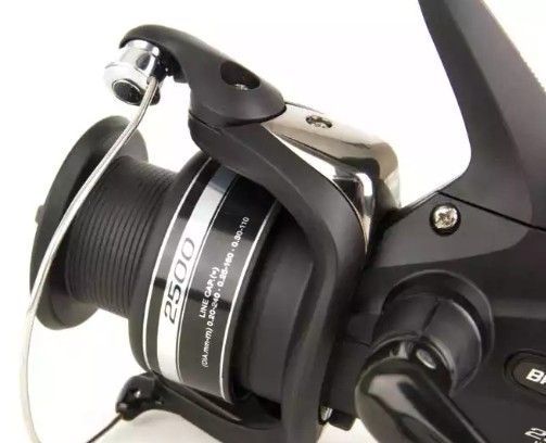 Shimano Катушка байтраннер прочная Shimano - Baitrunner ST 2500 FB