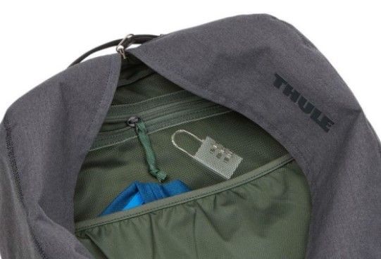 Thule Вместительный рюкзак Thule Vea Backpack 21