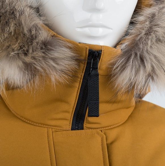 Sivera Зимняя женская куртка Sivera Стояна М 2021