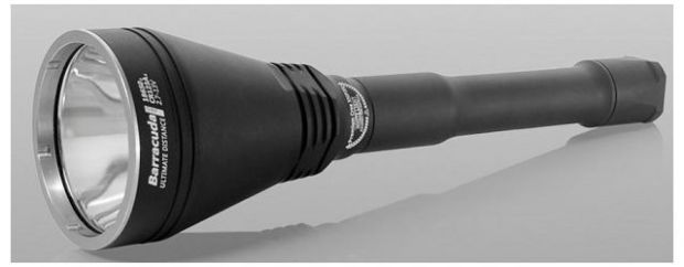 ArmyTek Поисковый легкий фонарь Armytek Barracuda Pro (белый свет)