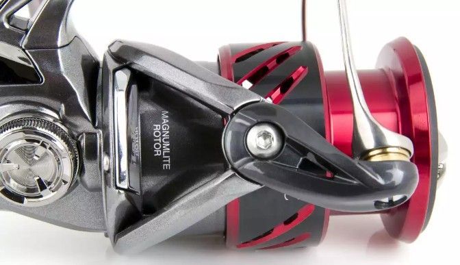 Shimano Катушка с гладкой намоткой Shimano Stradic CI4+ 2500 FB