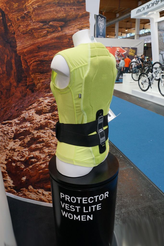 Evoc Удобный женский жилет Evoc Protector Vest Lite