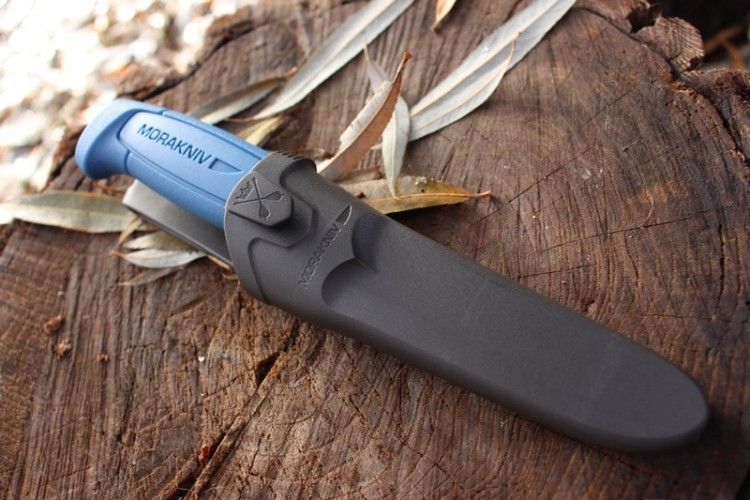 MORAKNIV Нож с эргономичной ручкой Morakniv Basic 546