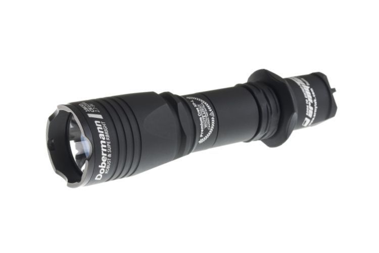 ArmyTek Фонарь надежный Armytek Dobermann XP-E2