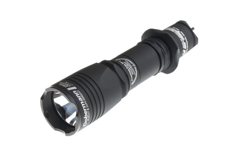 ArmyTek Фонарь надежный Armytek Dobermann XP-E2