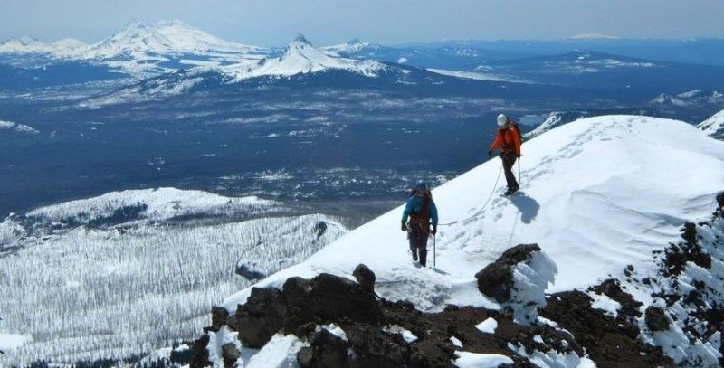 Black Diamond Страховочная система для горнолыжников Black Diamond Couloir Harness