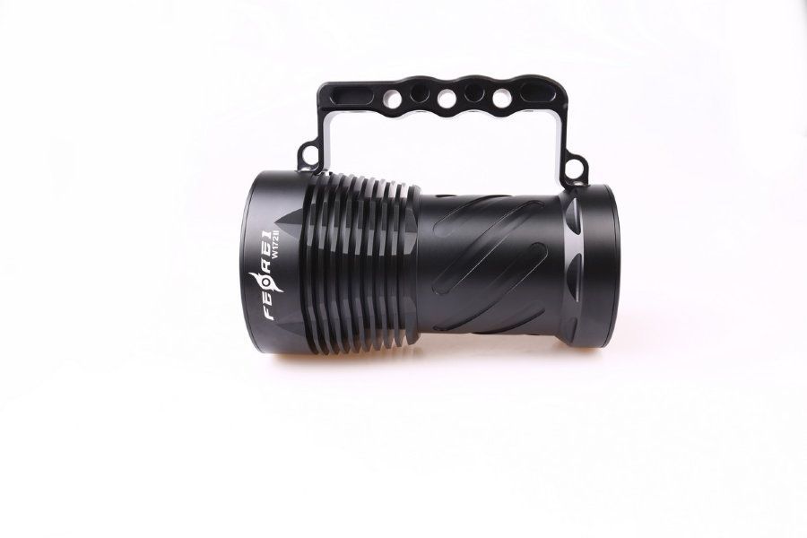 Ferei Фонарь подводный ударопрочный Ferei W172II CREE XM-L2