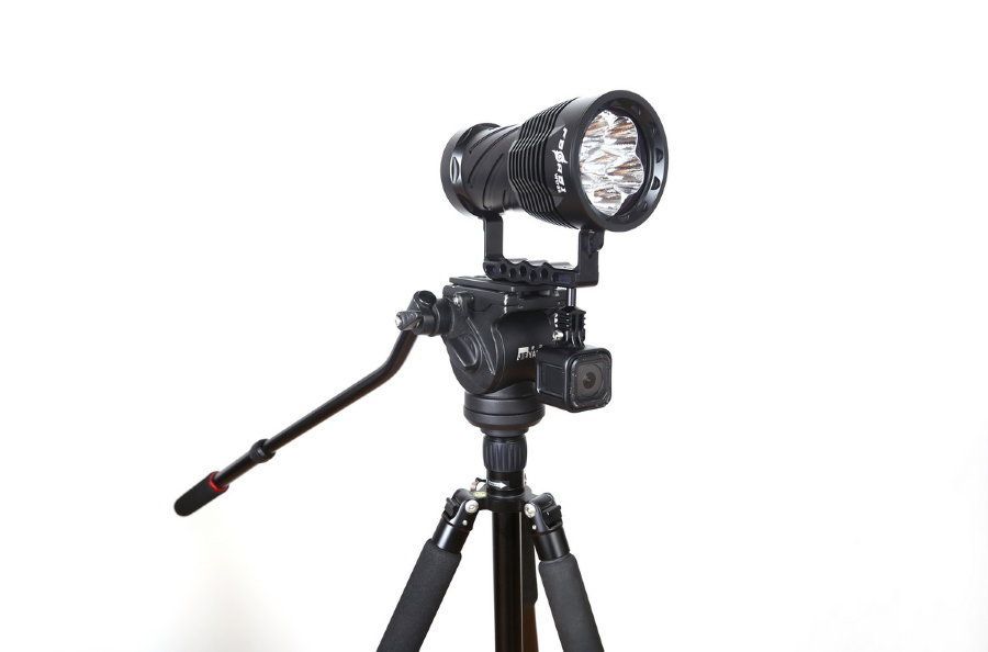 Ferei Фонарь подводный ударопрочный Ferei W172II CREE XM-L2